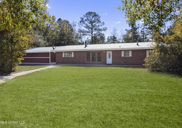 Single family home for sale at 6 Davis Byp Rd, Ocean Springs, MS 39564 | MLS# 4099399 | Listing updated on 2025-08-19