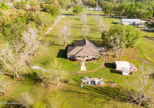 Photo 2 of Single family home for sale at 25401 Notre Dame Ave, Pass Christian, MS 39571 | MLS# 4099880 | Listing updated on 2026-03-30