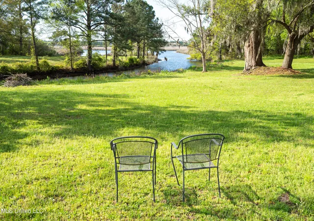 Photo 4 of Single family home for sale at 25401 Notre Dame Ave, Pass Christian, MS 39571 | MLS# 4099880 | Listing updated on 2026-03-30