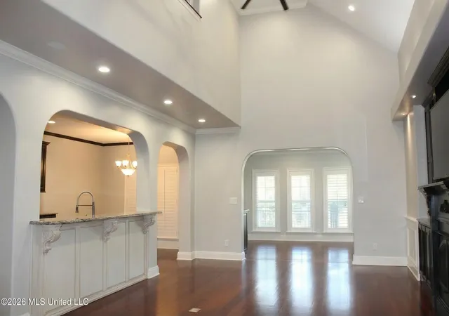 Photo 3 of Single family home for sale at 819 Country Club Dr, Pascagoula, MS 39567 | MLS# 4099991 | Listing updated on 2026-09-01