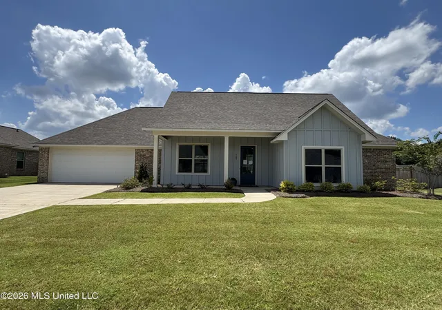 Photo 1 of Sale Pending at 107 Tr Pointe Pl, Clinton, MS 39056 | MLS# 4102078 | Listing updated on 2026-08-19
