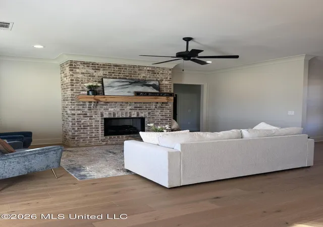 Photo 3 of Single family home for sale at 107 Tr Pointe Pl, Clinton, MS 39056 | MLS# 4102078 | Listing updated on 2026-09-21