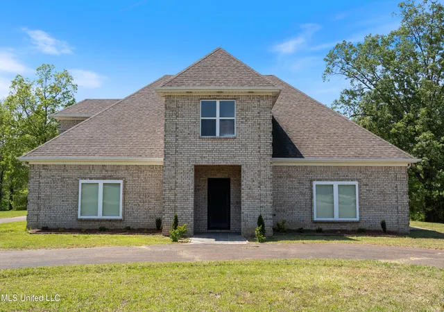 Homes for sale in Coldwater, MS | 206 Swan Lk Dr, Coldwater, MS 38618 | MLS# 4110684