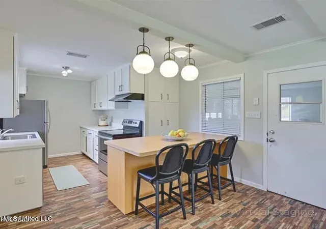Photo 3 of Single family home for sale at 126 Mayfair Dr, Jackson, MS 39212 | MLS# 4105044 | Listing updated on 2026-07-09