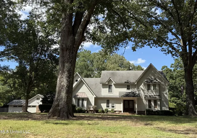 Photo 1 of Single family home for sale at 8870 Collinswood Dr, Olive Branch, MS 38654 | MLS# 4123263 | Listing updated on 2026-09-10