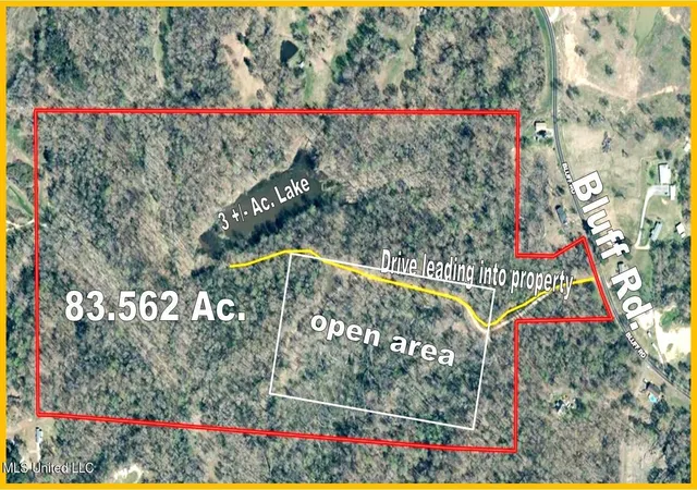 Photo 2 of Sale Pending at 4577 Bluff Rd, Hernando, MS 38632 | MLS# 4107171 | Listing updated on 2026-08-21