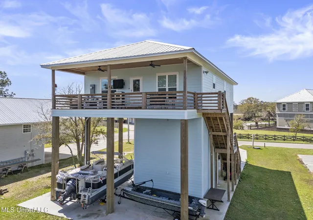 Homes for sale in Bay Saint Louis, MS | 11178 Texas St, Bay Saint Louis, MS 39520 | MLS# 4108122