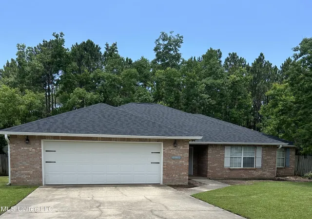 Photo 1 of Sale Pending at 6905 Pinehurst Dr, Ocean Springs, MS 39564 | MLS# 4107713 | Listing updated on 2026-03-30