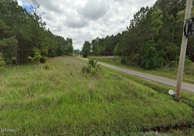 Photo 1 of Land for sale at 01 Central Ave, Bay Saint Louis, MS 39520 | MLS# 4112234 | Listing updated on 2026-09-10