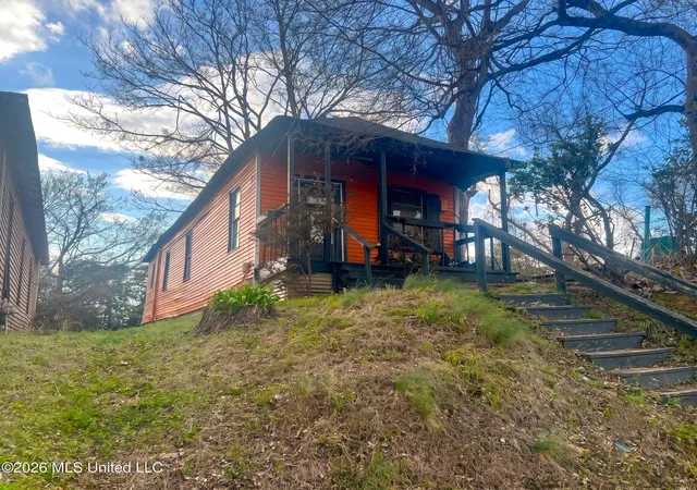 Homes for sale in Vicksburg, MS | 1002 Howard St, Vicksburg, MS 39183 | MLS# 4114059