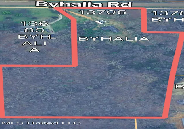 Photo 1 of Land for sale at 13705 Byhalia Rd, Byhalia, MS 38611 | MLS# 4113259 | Listing updated on 2026-05-14