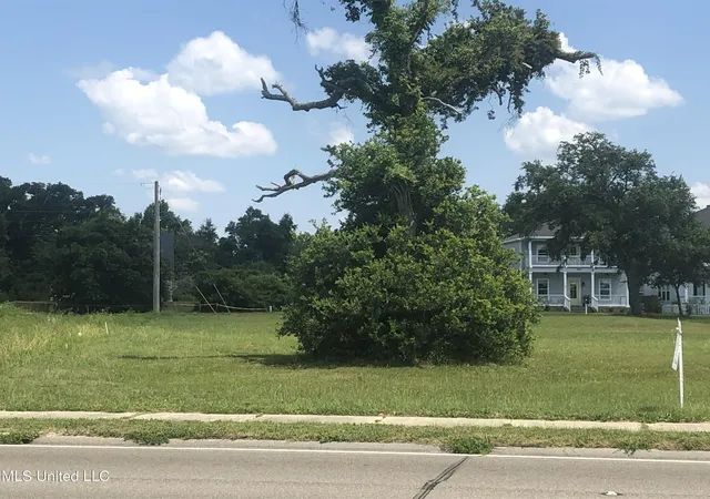 Photo 1 of Land for sale at Lot 7 Sw Beach Blvd, Gulfport, MS 39501 | MLS# 4113252 | Listing updated on 2026-03-30
