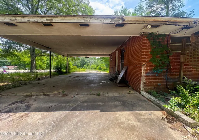 Homes for sale in Jackson, MS | 5103 Robinson Rd, Jackson, MS 39204 | MLS# 4114706