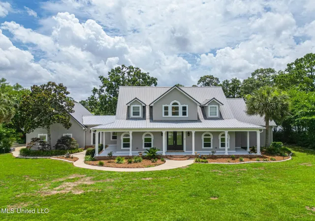 Photo 1 of Single family home for sale at 5029 Crescent Ridge Dr, Kiln, MS 39556 | MLS# 4116148 | Listing updated on 2026-09-02