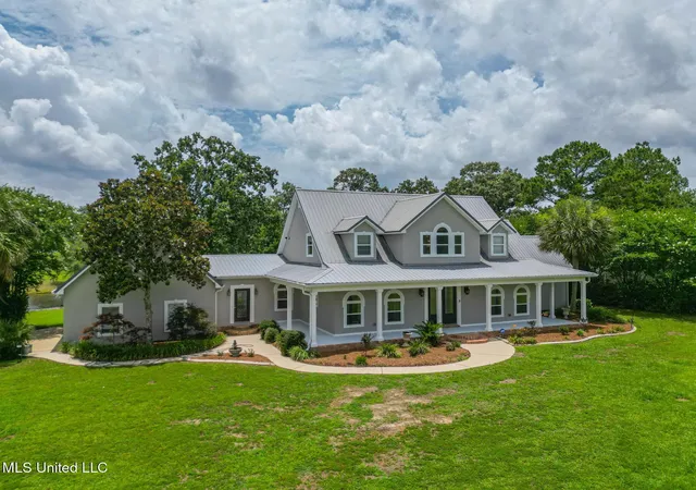 Photo 2 of Single family home for sale at 5029 Crescent Ridge Dr, Kiln, MS 39556 | MLS# 4116148 | Listing updated on 2026-09-02