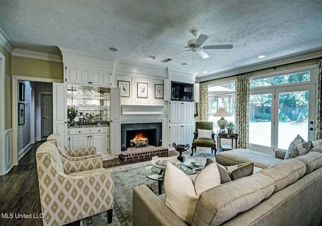 Photo 4 of Sale Pending at 5145 Canton Hts Dr, Jackson, MS 39211 | MLS# 4117022 | Listing updated on 2026-09-16