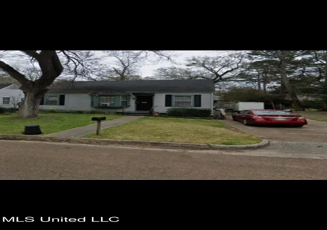 Photo 1 of Single family home for sale at 156 Denver St, Jackson, MS 39209 | MLS# 4118034 | Listing updated on 2026-04-02