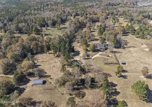 39th image of 1594 Victoria Rd, Byhalia, MS 38611 | MLS# 4118047