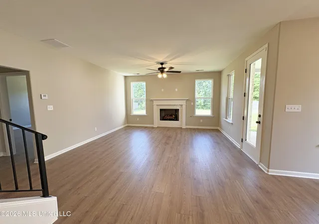 Homes for sale in Nesbit, MS | 3491 Hatton Dr, Nesbit, MS 38651 | MLS# 4118117