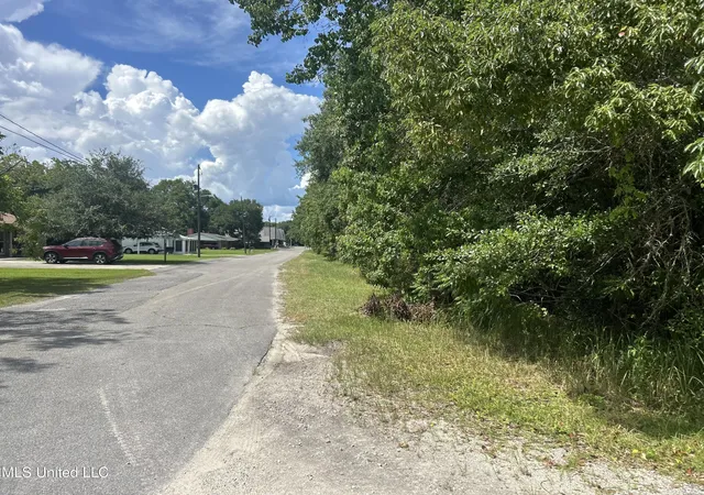 1st image of 0 E St, Pascagoula, MS 39567 | MLS# 4119264