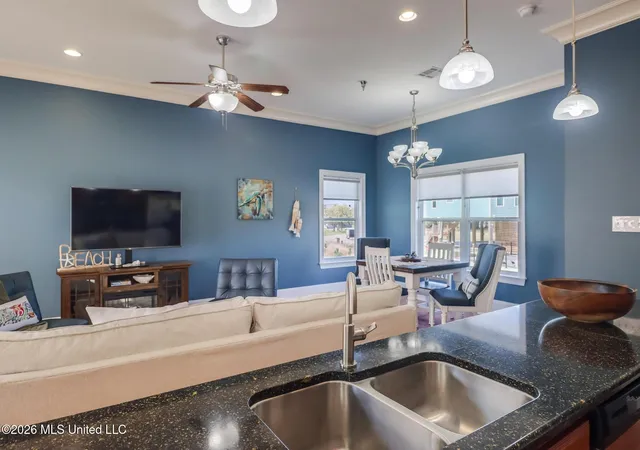 3rd image of 723 Beach Blvd, Long Beach, MS 39560 | MLS# 4119747