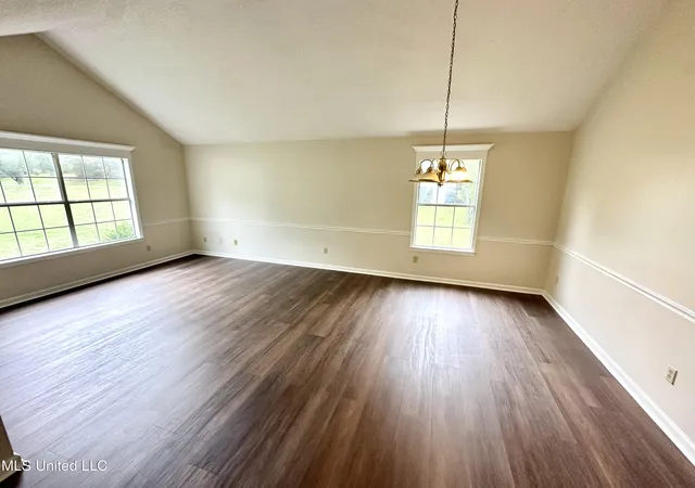 Photo 3 of Sale Pending at 4292 E Starlanding Rd, Nesbit, MS 38651 | MLS# 4119752 | Listing updated on 2026-07-12