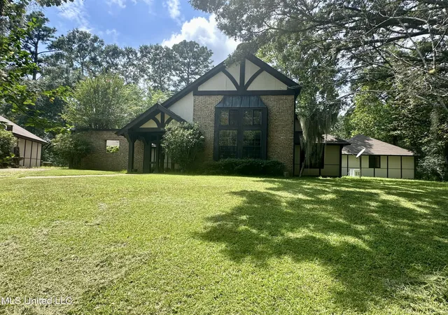 1st image of 56 Dunbar Rd, Natchez, MS 39120 | MLS# 4121313