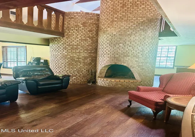 3rd image of 56 Dunbar Rd, Natchez, MS 39120 | MLS# 4121313