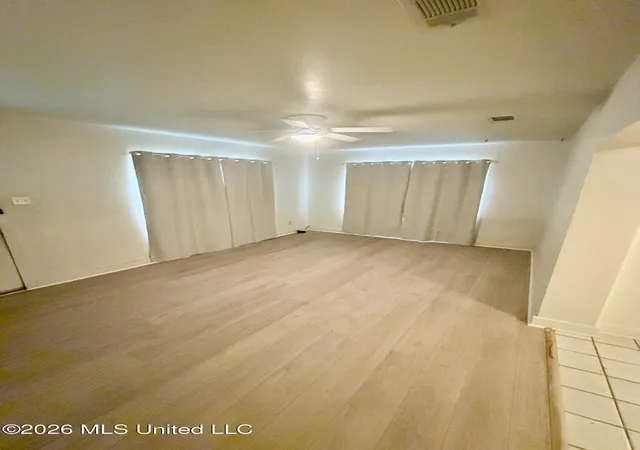 4th image of 186 Summer Pl, Biloxi, MS 39530 | MLS# 4124395