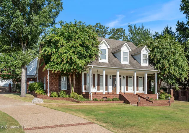 Photo 3 of Sale Pending at 5137 Meadow Pointe Dr, Southaven, MS 38672 | MLS# 4122002 | Listing updated on 2026-08-30