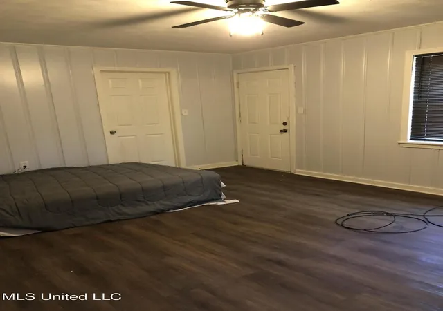 Photo 4 of Single family home for sale at 2750 Pinedale St, Jackson, MS 39204 | MLS# 4122015 | Listing updated on 2026-07-12
