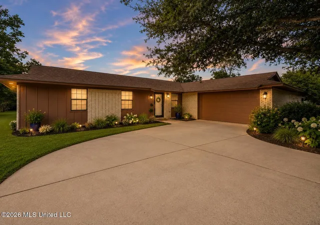 1st image of 15309 Royal St, Gulfport, MS 39503 | MLS# 4122136