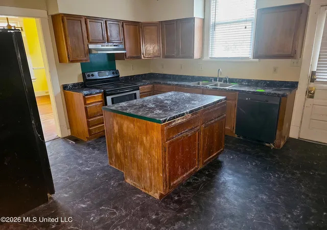 Homes for sale in Clarksdale, MS | 155 W 2nd St, Clarksdale, MS 38614 | MLS# 4122958