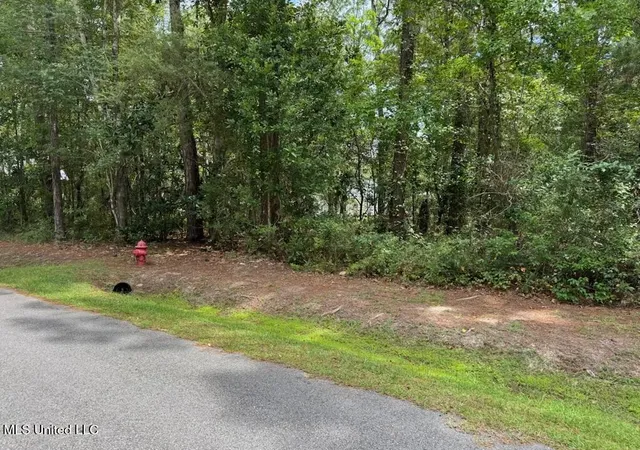 1st image of 1 Tunica St, Bay Saint Louis, MS 39520 | MLS# 4122813