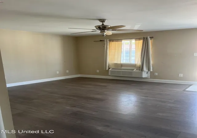 5th image of 1664 Beach Blvd, Biloxi, MS 39531 | MLS# 4123898