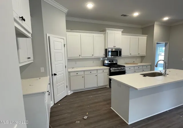 Photo 3 of Single family home for sale at 561 Patrick Farms Dr, Pearl, MS 39208 | MLS# 4124191 | Listing updated on 2026-09-30