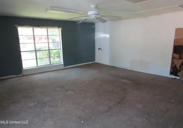 Photo 3 of Single family home for sale at 111 Glenstone Cir, Jackson, MS 39212 | MLS# 4125999 | Listing updated on 2026-09-14