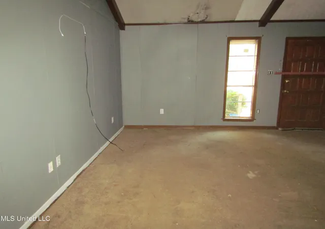 Photo 3 of Single family home for sale at 111 Glenstone Cir, Jackson, MS 39212 | MLS# 4125999 | Listing updated on 2026-09-14