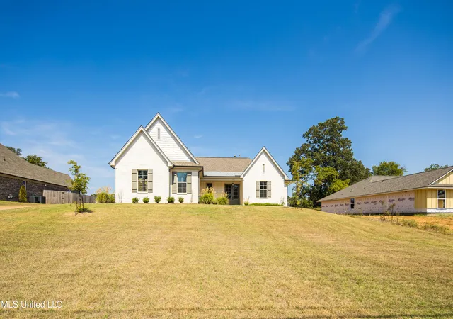Photo 2 of Single family home for sale at 132 Farley Rd, Byhalia, MS 38611 | MLS# 4126174 | Listing updated on 2026-06-11