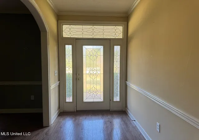 Photo 2 of Sale Pending at 120 Wildwood Blvd, Jackson, MS 39212 | MLS# 4126286 | Listing updated on 2026-09-10