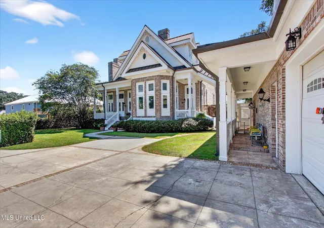 5th image of 1611 Glenn Swetman St, Biloxi, MS 39530 | MLS# 4126338