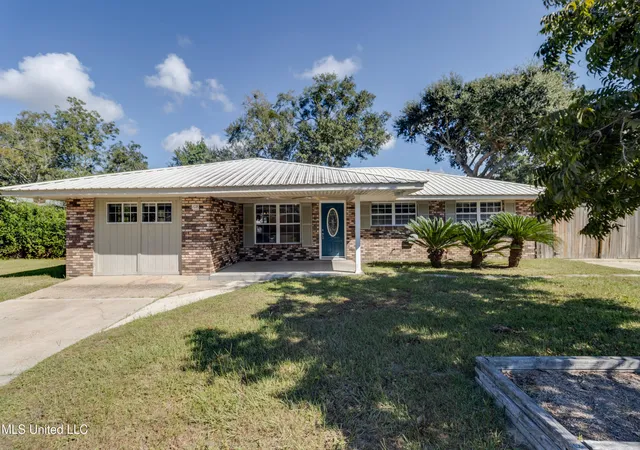 Homes for sale in Long Beach, MS | 108 Vance Pl, Long Beach, MS 39560 | MLS# 4126898