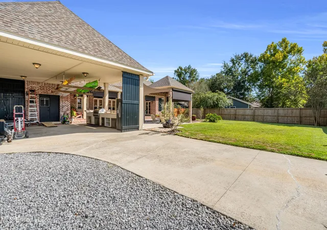 26th image of 608 Beyer Dr, Bay Saint Louis, MS 39520 | MLS# 4127316
