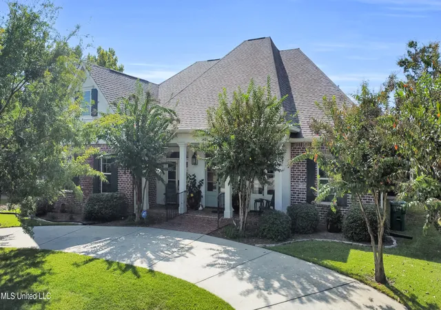 3rd image of 608 Beyer Dr, Bay Saint Louis, MS 39520 | MLS# 4127316