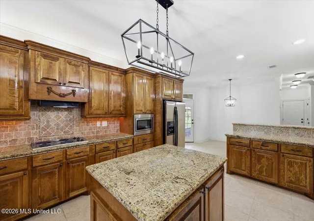 Photo 3 of Single family home for sale at 1015 Longwood Pl, Pearl, MS 39208 | MLS# 4127105 | Listing updated on 2026-10-05
