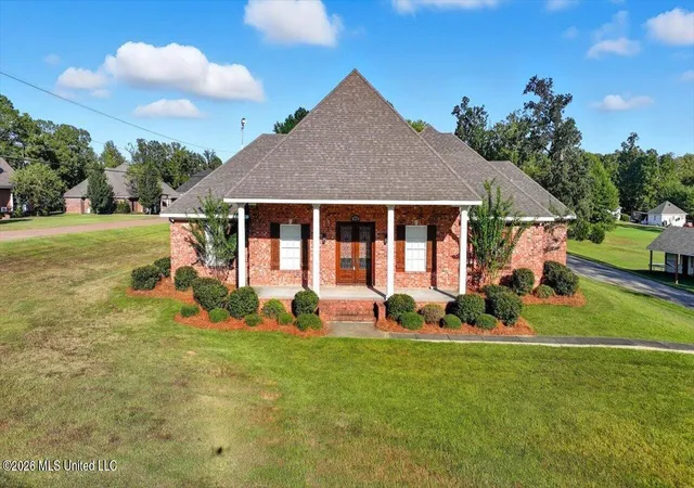 Photo 76 of Single family home for sale at 1015 Longwood Pl, Pearl, MS 39208 | MLS# 4127105 | Listing updated on 2026-08-22