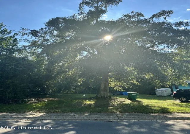 Photo 2 of Land for sale at Dixie Ave, Gulfport, MS 39501 | MLS# 4127388 | Listing updated on 2026-07-30