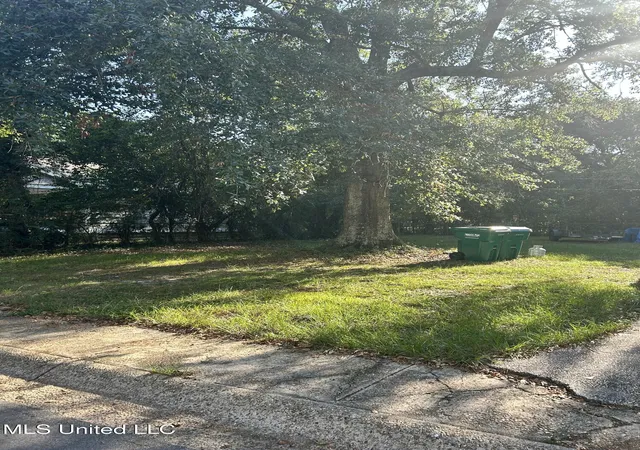 Photo 3 of Land for sale at Dixie Ave, Gulfport, MS 39501 | MLS# 4127388 | Listing updated on 2026-07-30