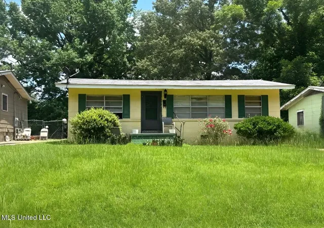 Photo 2 of Single family home for sale at 3712 Sunset Dr, Jackson, MS 39213 | MLS# 4127145 | Listing updated on 2026-07-10