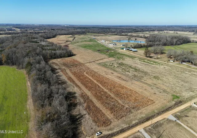 4th image of 940 Endris Rd, Canton, MS 39046 | MLS# 4127577